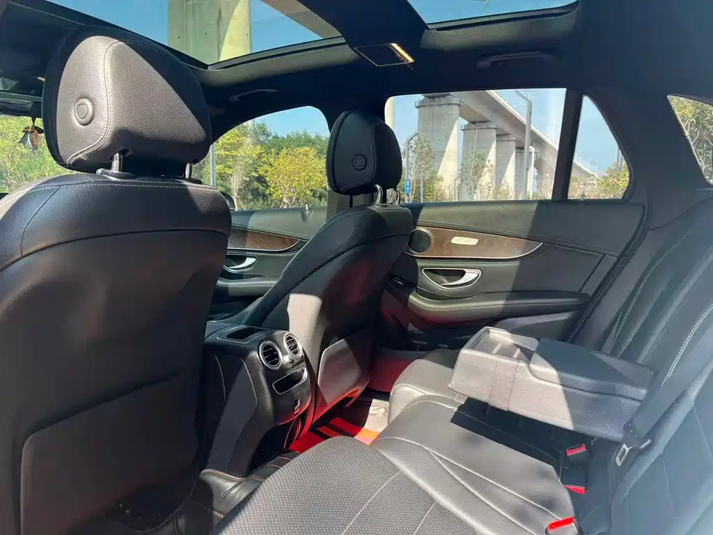 Mercedes-Benz GLC 2020 GLC 260 L 4MATIC Luxury
