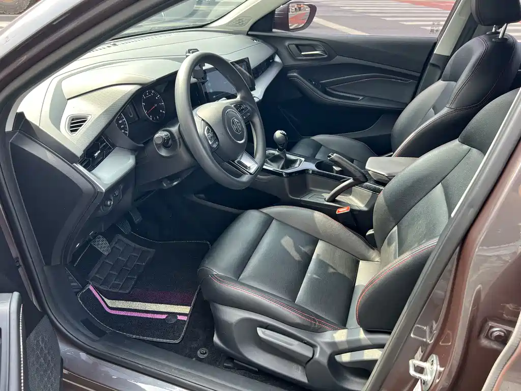 MG MG5 — миниатюра 7