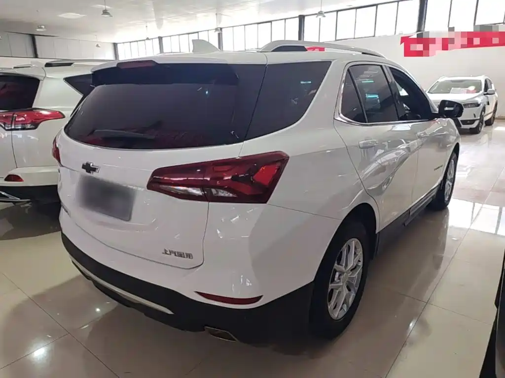 Chevrolet Equinox — миниатюра 7