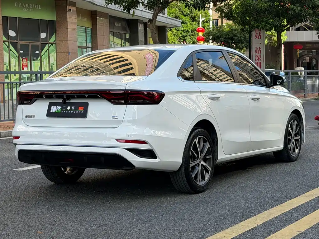 Geely Emgrand — фотографии объявления, Фото 13