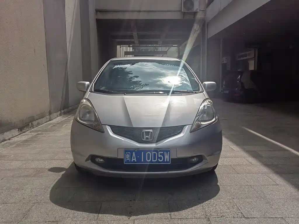 Honda Fit — миниатюра 2