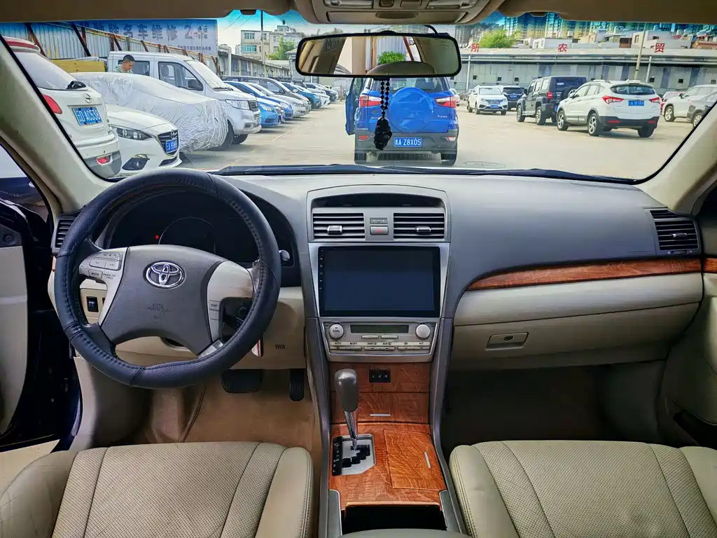 Toyota Camry 2010 240G