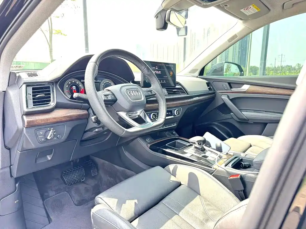 Audi Q5L — миниатюра 5