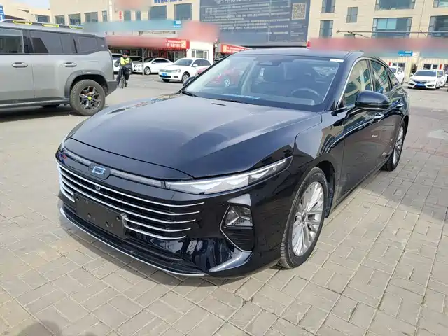 2024 Bestune B70