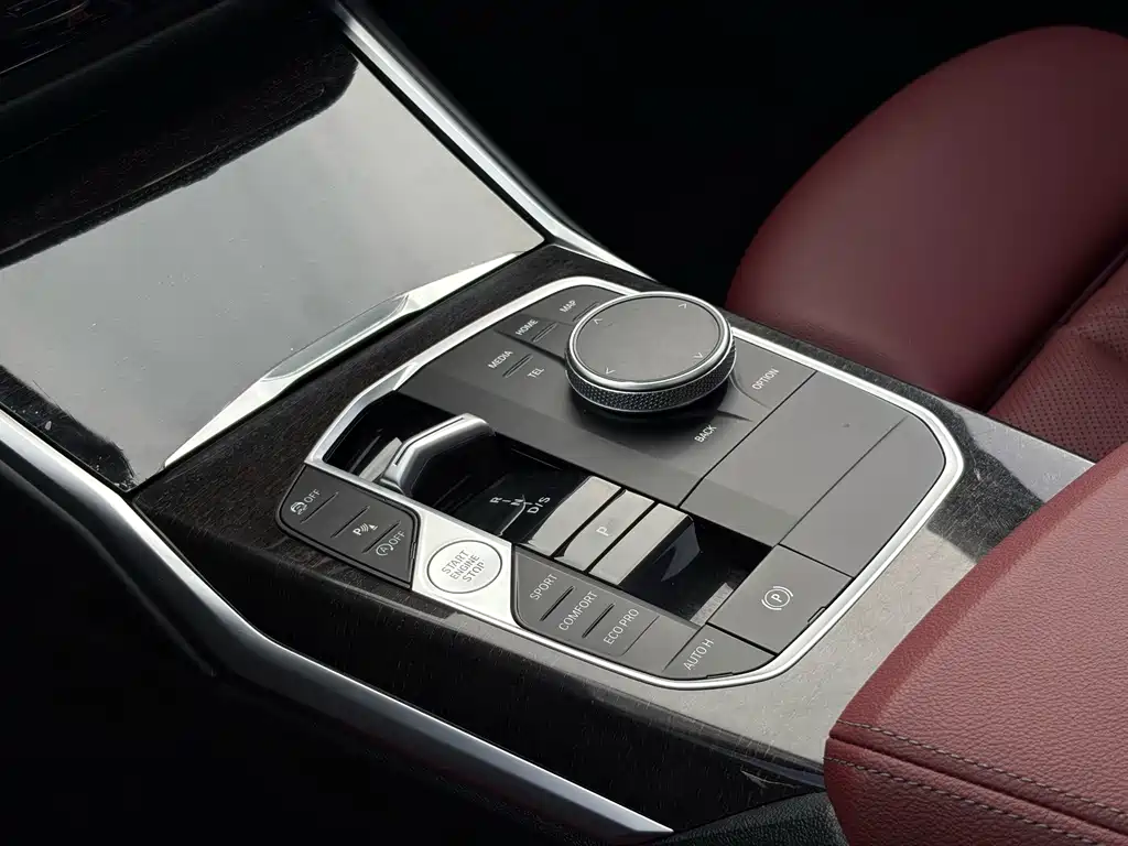 BMW 3 Series — миниатюра 16