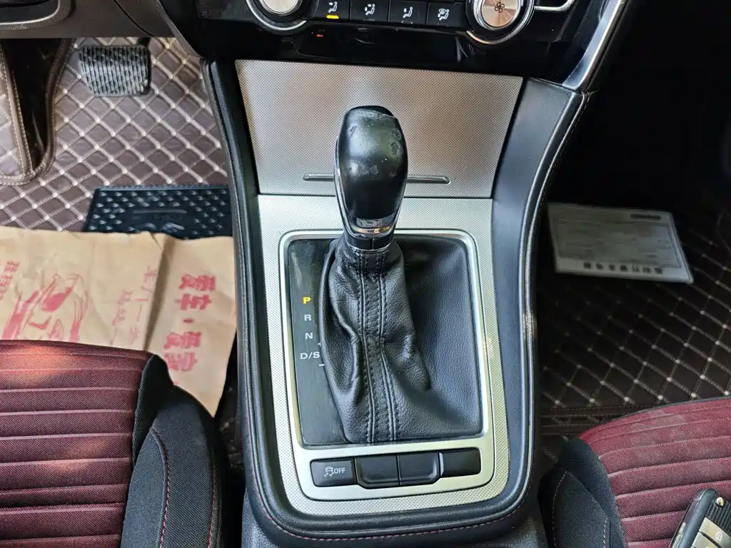 MG MG6 — миниатюра 14