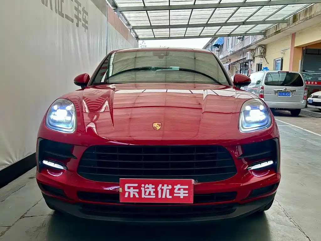 Porsche Macan — миниатюра 2
