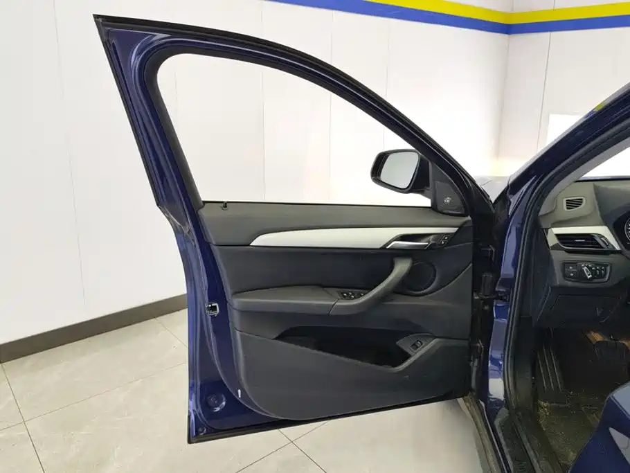 BMW X1 — миниатюра 7