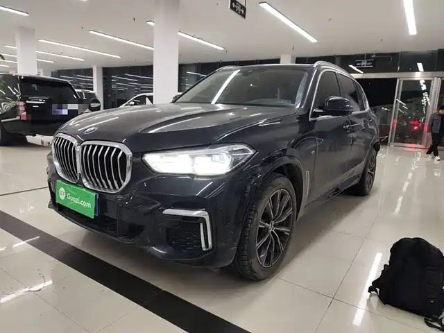 BMW  X5 2022