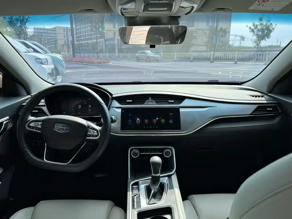 Geely Binrui — миниатюра 9