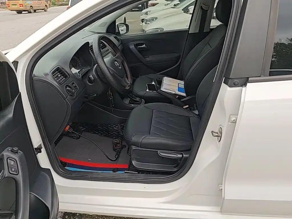 Volkswagen Polo — миниатюра 15