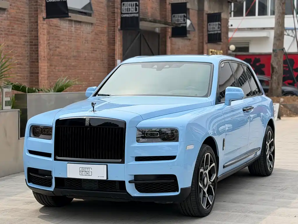 Rolls-Royce Cullinan 2018 мест