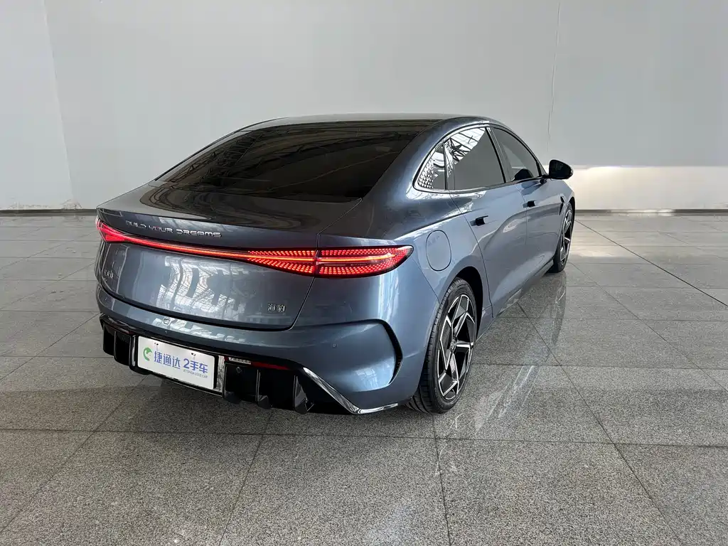 BYD Seal 2022 700km