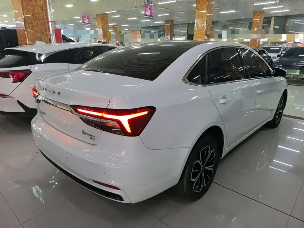 Roewe i6 MAX New Energy — миниатюра 7