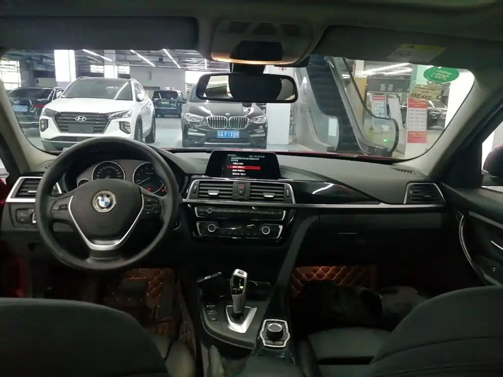 BMW 3 Series — миниатюра 10