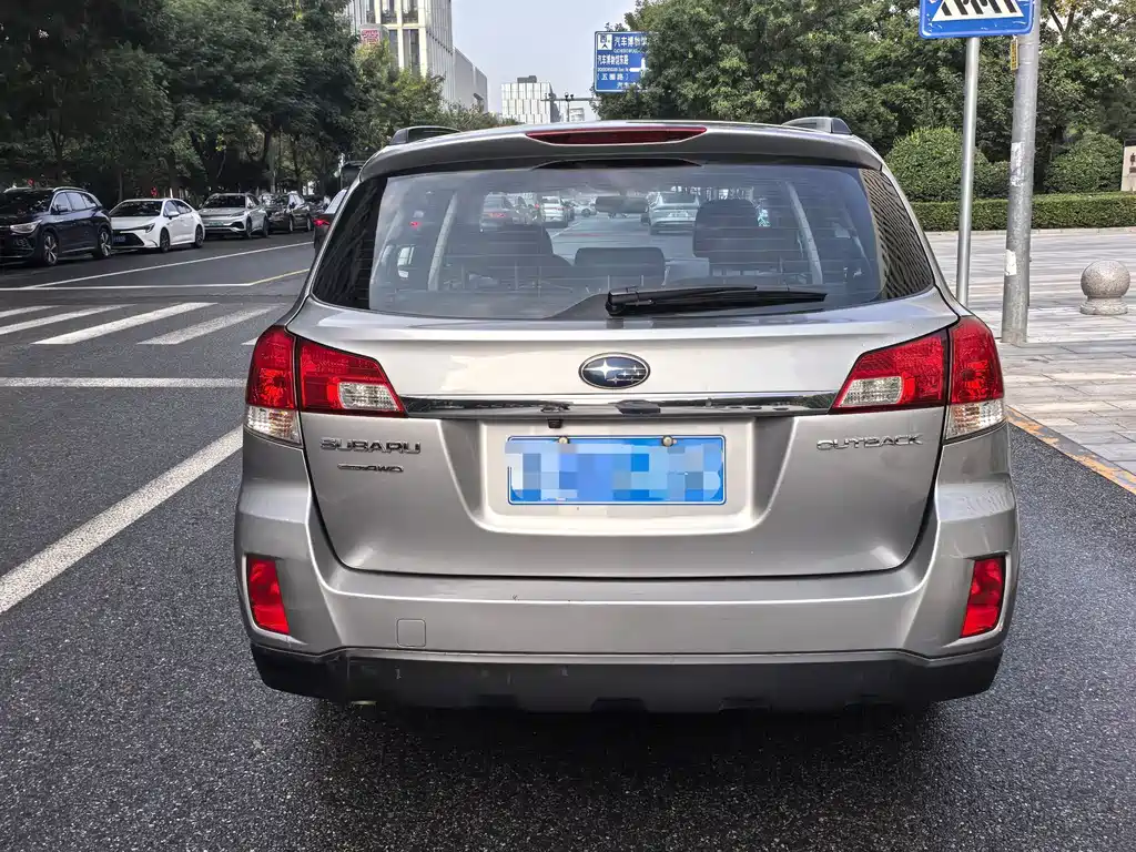 Subaru Outback — миниатюра 4