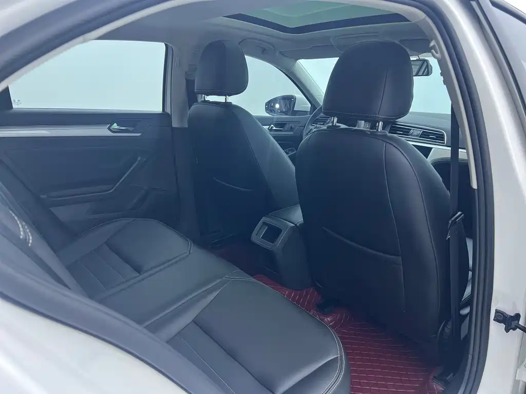 Volkswagen Lamando — миниатюра 15