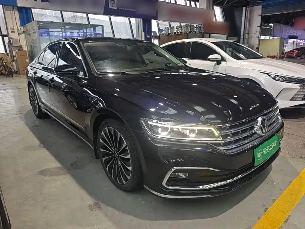 Volkswagen Phideon — миниатюра 4