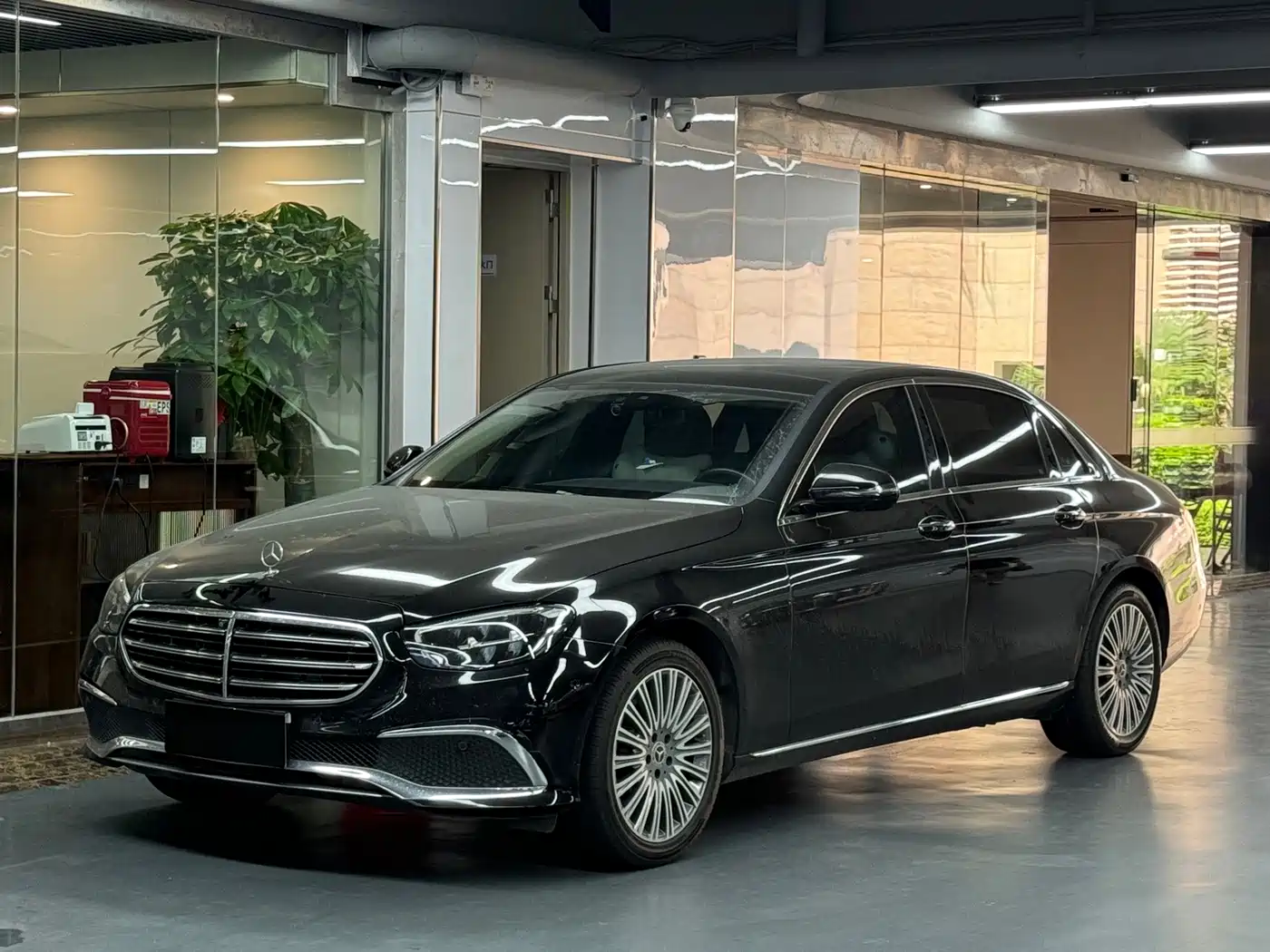 奔驰E级 2023款 E 300 L 时尚型 2023