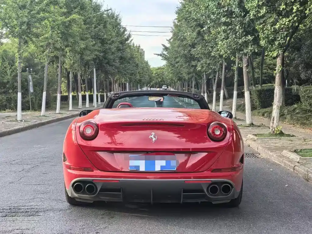 Ferrari California T — миниатюра 5