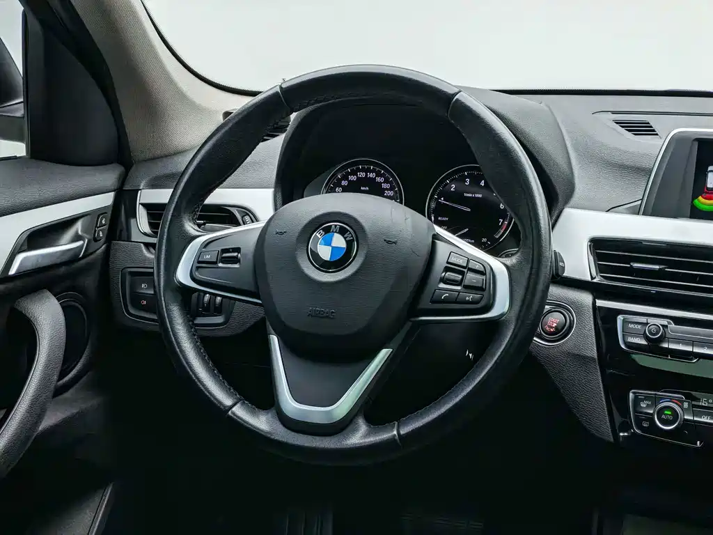 BMW X1 — миниатюра 12