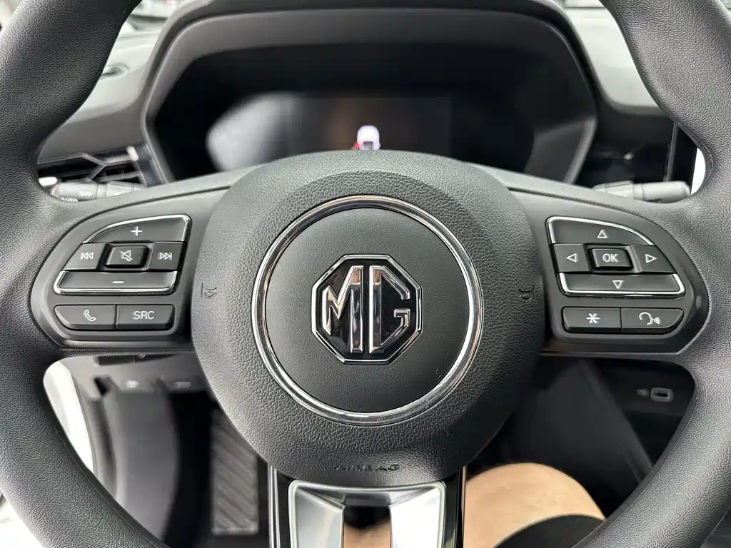 MG MG5 - фото 14
