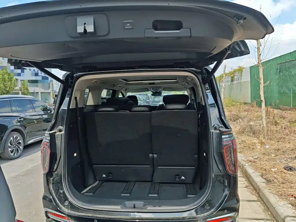Hongqi Hongqi HQ9 PHEV — миниатюра 19