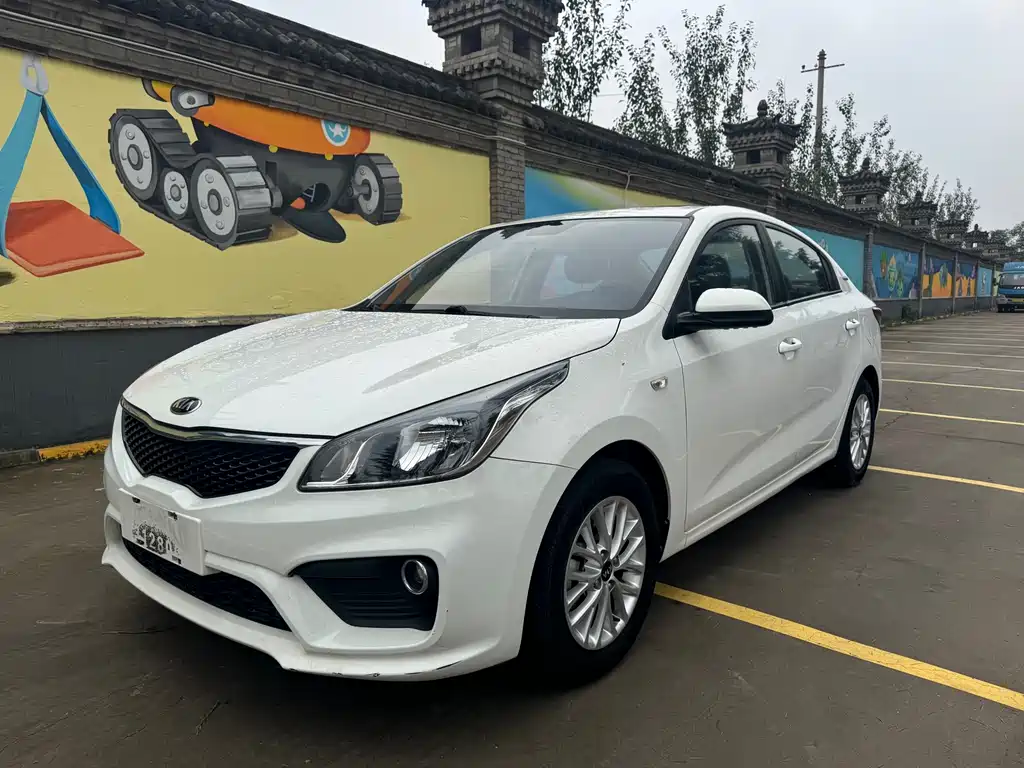 KIA K2