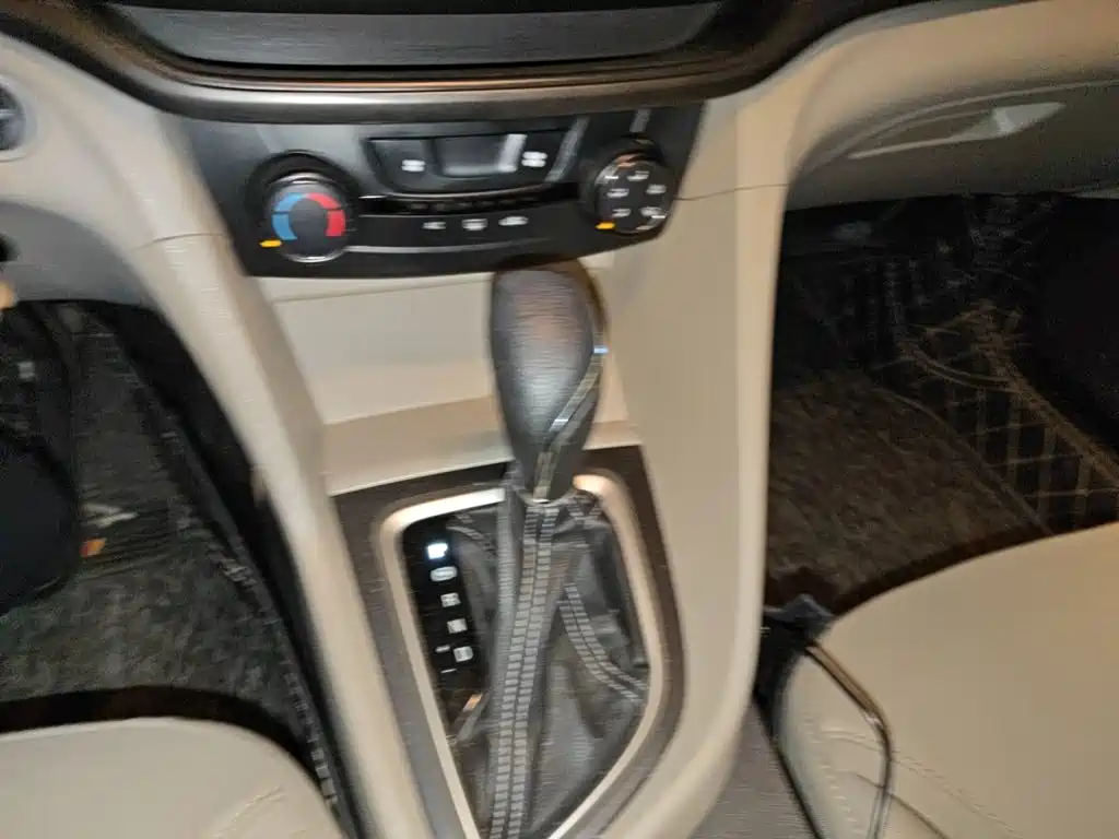 Buick Excelle — миниатюра 16