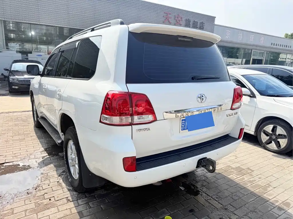 Toyota Land Cruiser — миниатюра 15