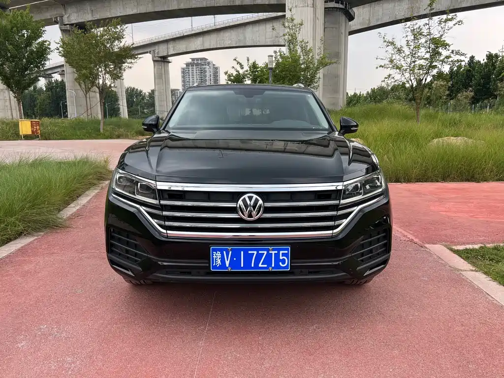 Volkswagen Touareg — миниатюра 8