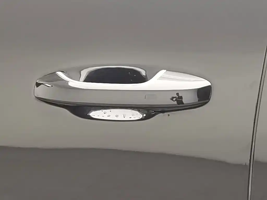 Li Auto Li ONE — миниатюра 18