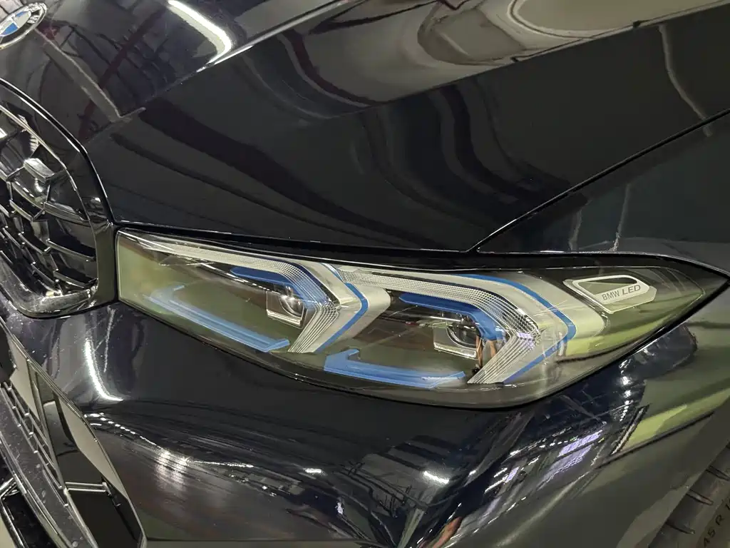 BMW 3 Series — миниатюра 13