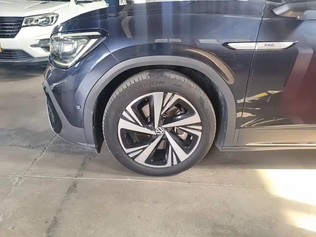Volkswagen ID.6 Crozz — миниатюра 23