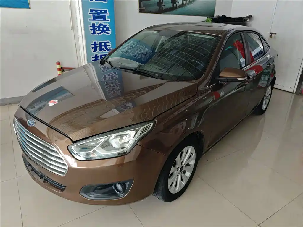 Ford Escort 2018