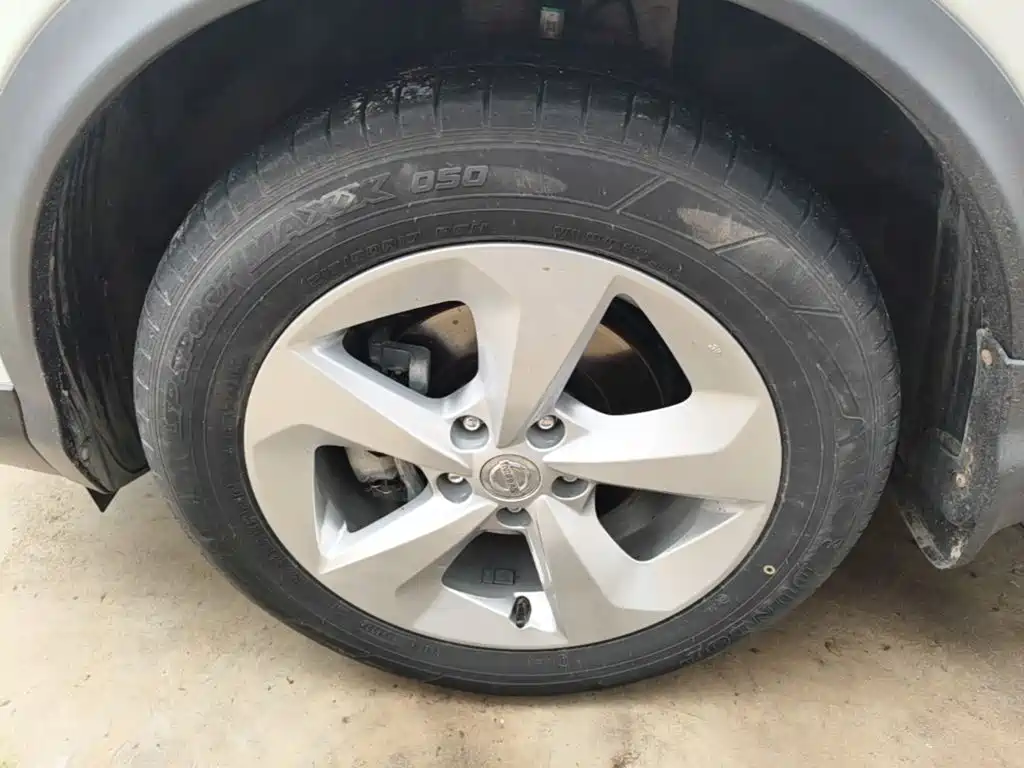 Nissan Qashqai — миниатюра 23