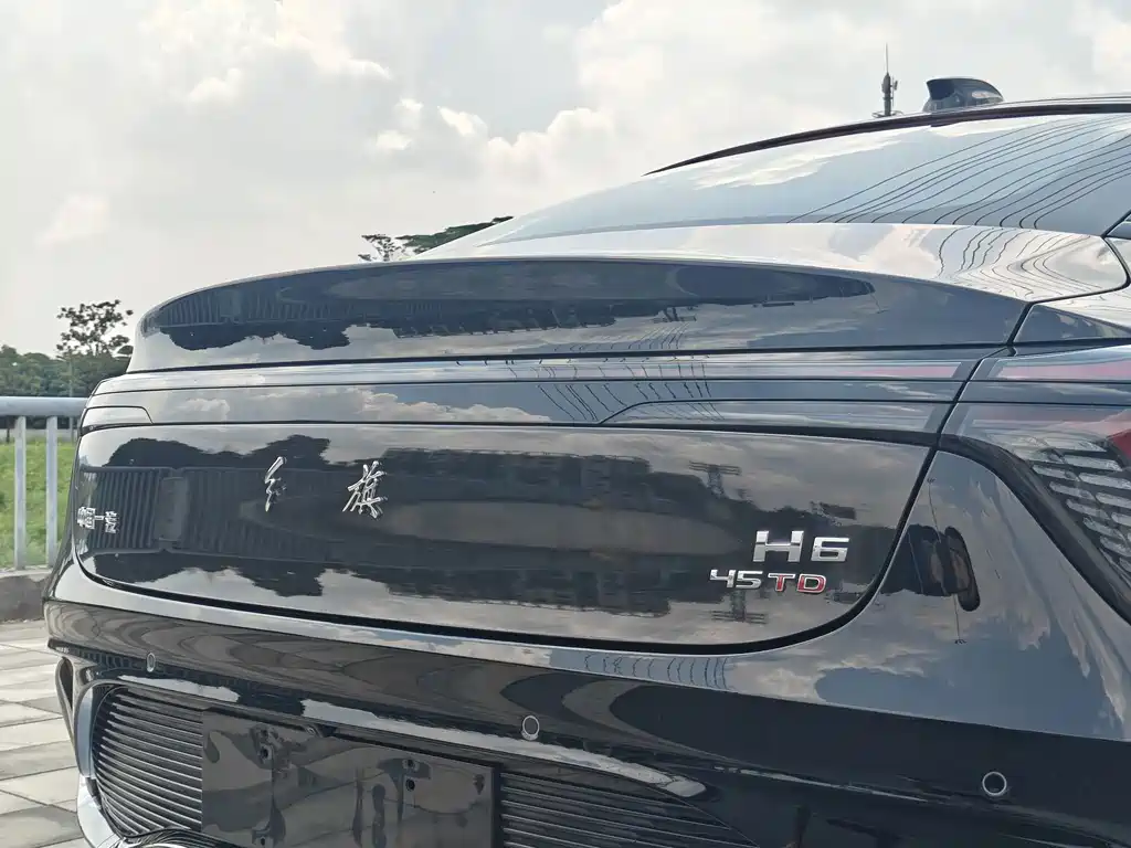 Hongqi Hongqi H6 — миниатюра 26
