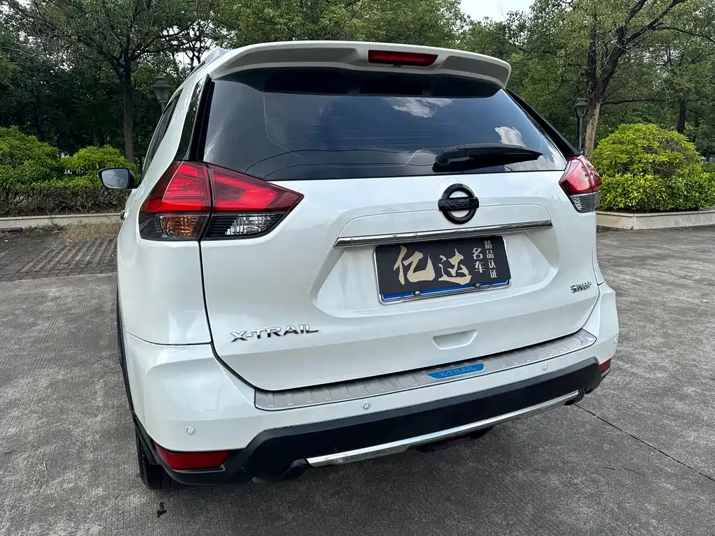 Nissan X-Trail — миниатюра 13