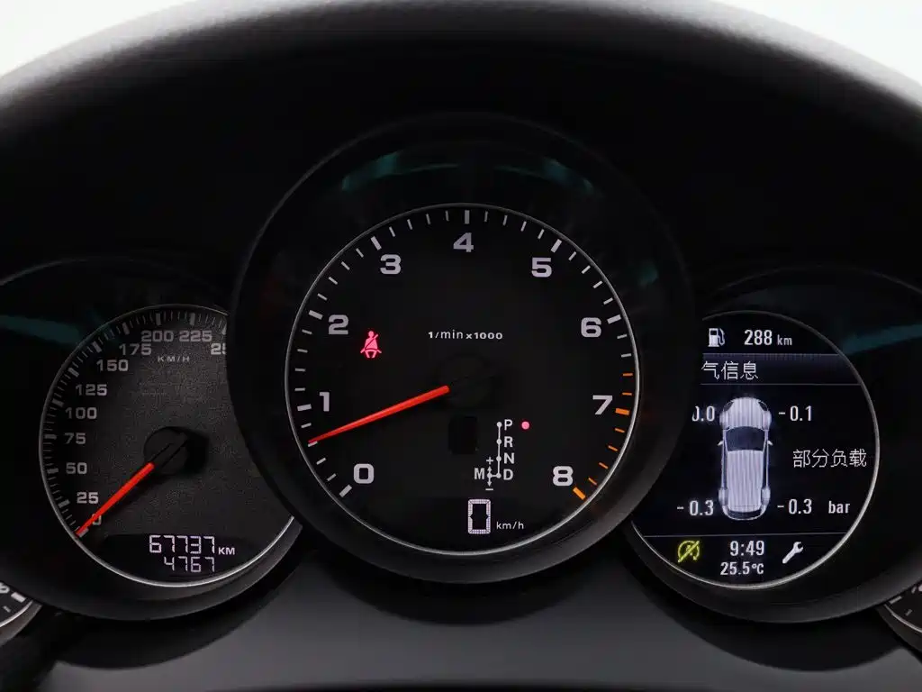 Porsche Cayenne — миниатюра 25