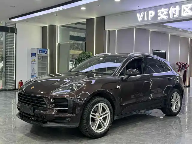 PORSCHE MACAN 2019