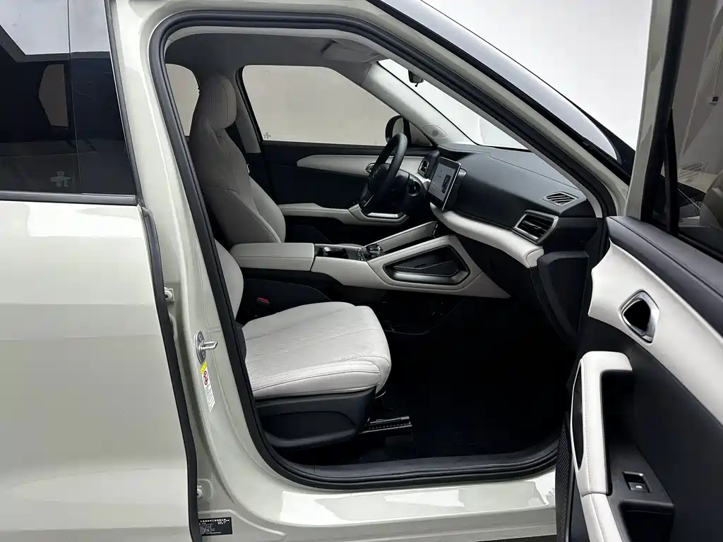 BYD Yuan UP — миниатюра 9