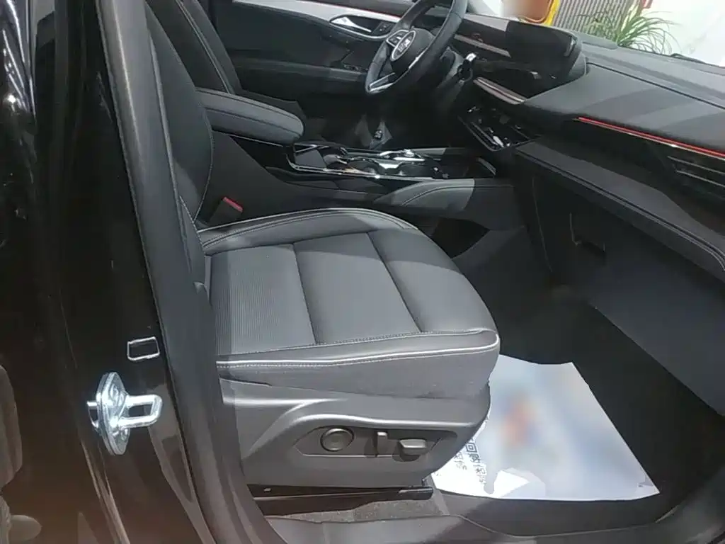 Buick Envision Plus — миниатюра 25