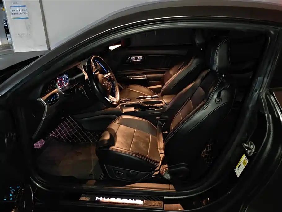 Ford Mustang 2019 2.3L EcoBoost