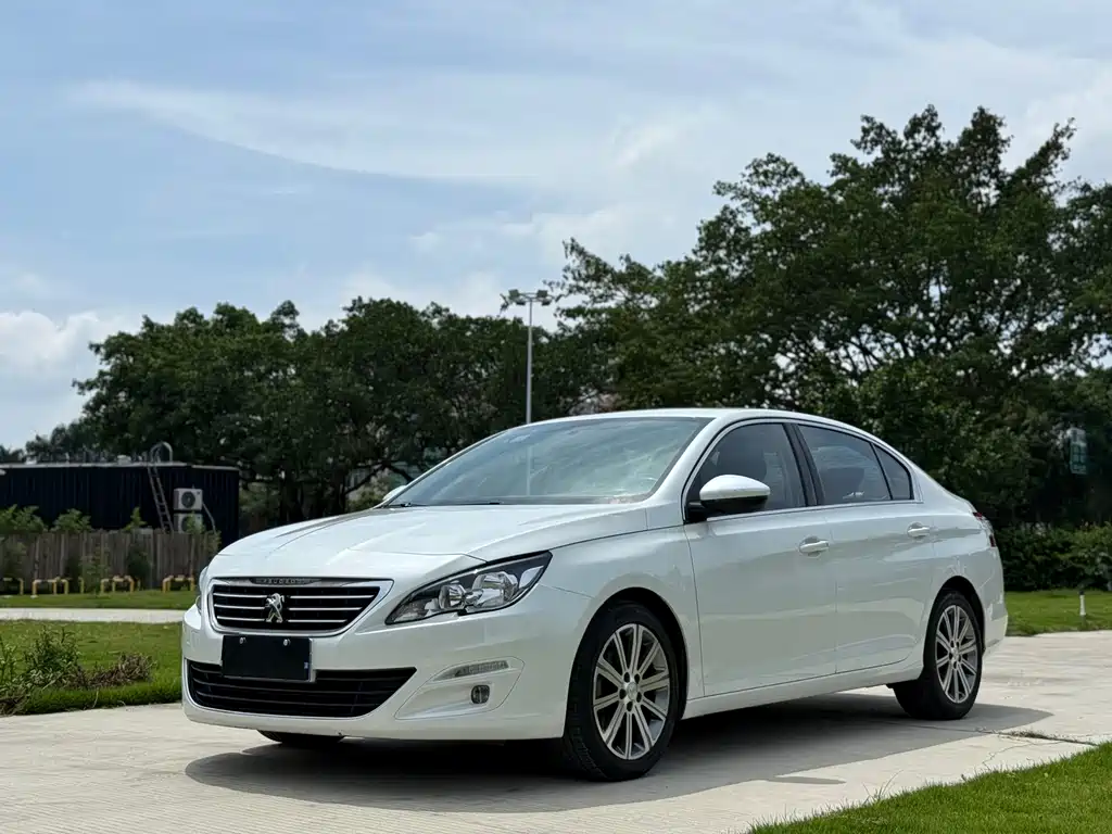Купить Peugeot 408
