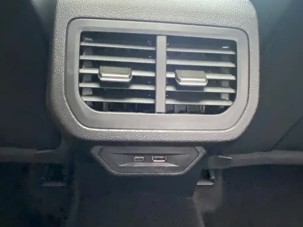 Volkswagen Lavida — миниатюра 14