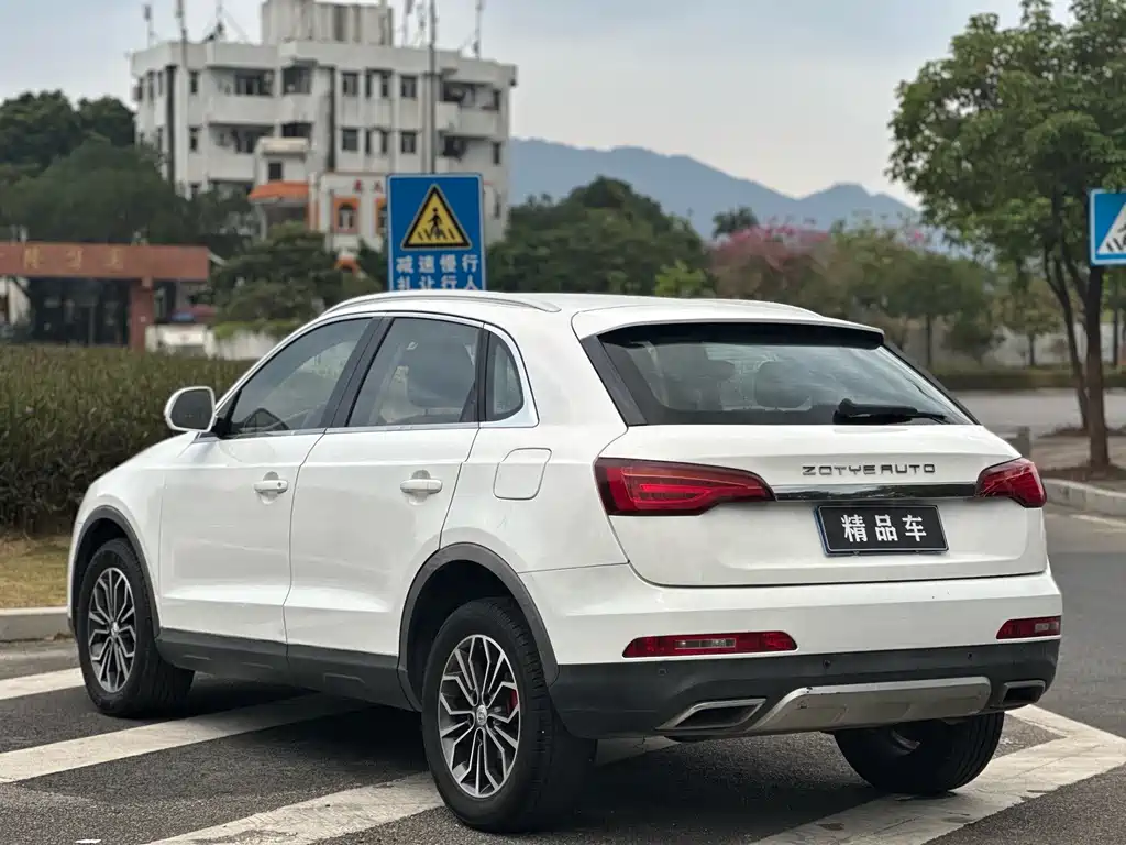 ZOTYE SR7