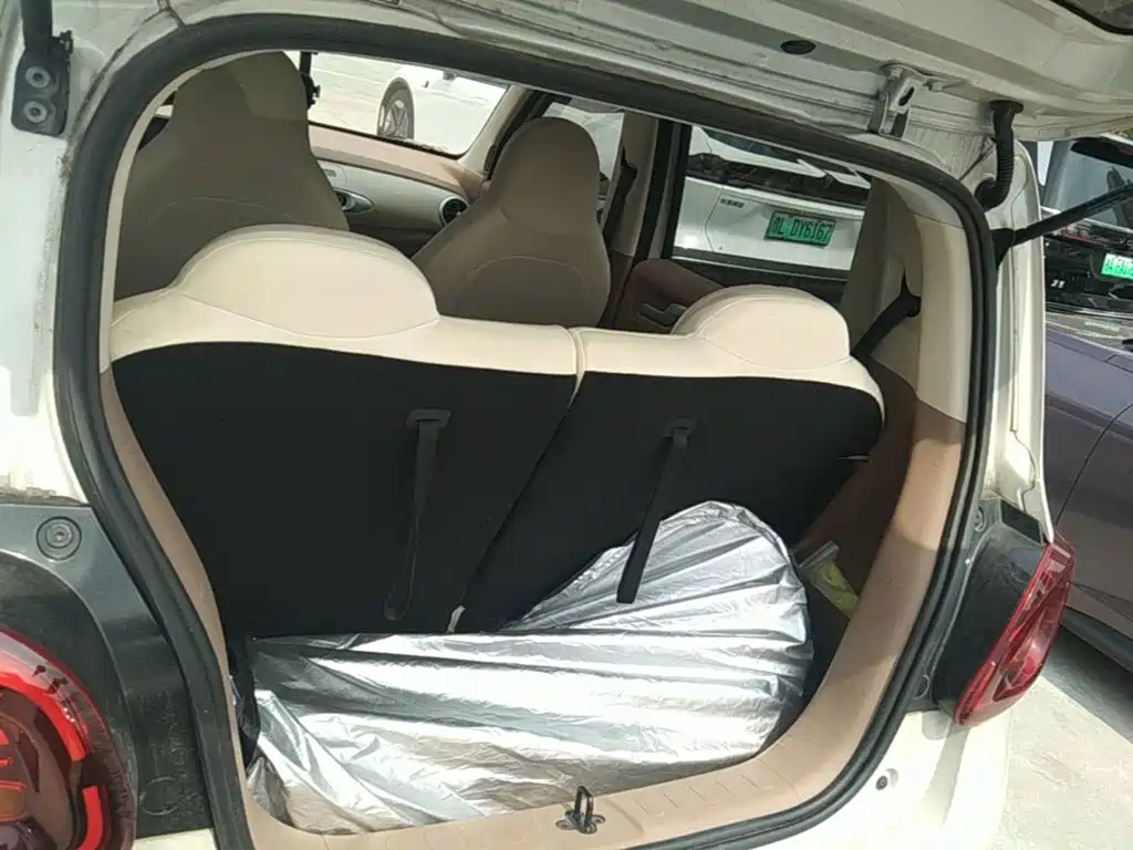 Wuling MINIEV — миниатюра 19