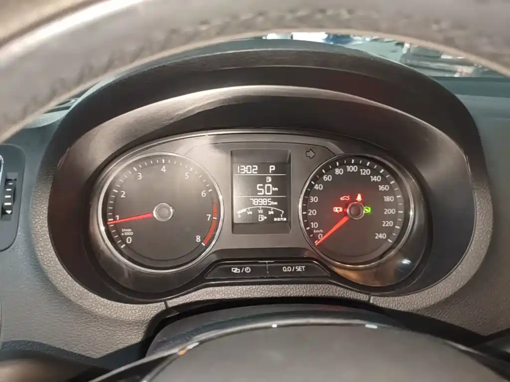 Volkswagen Polo — миниатюра 12