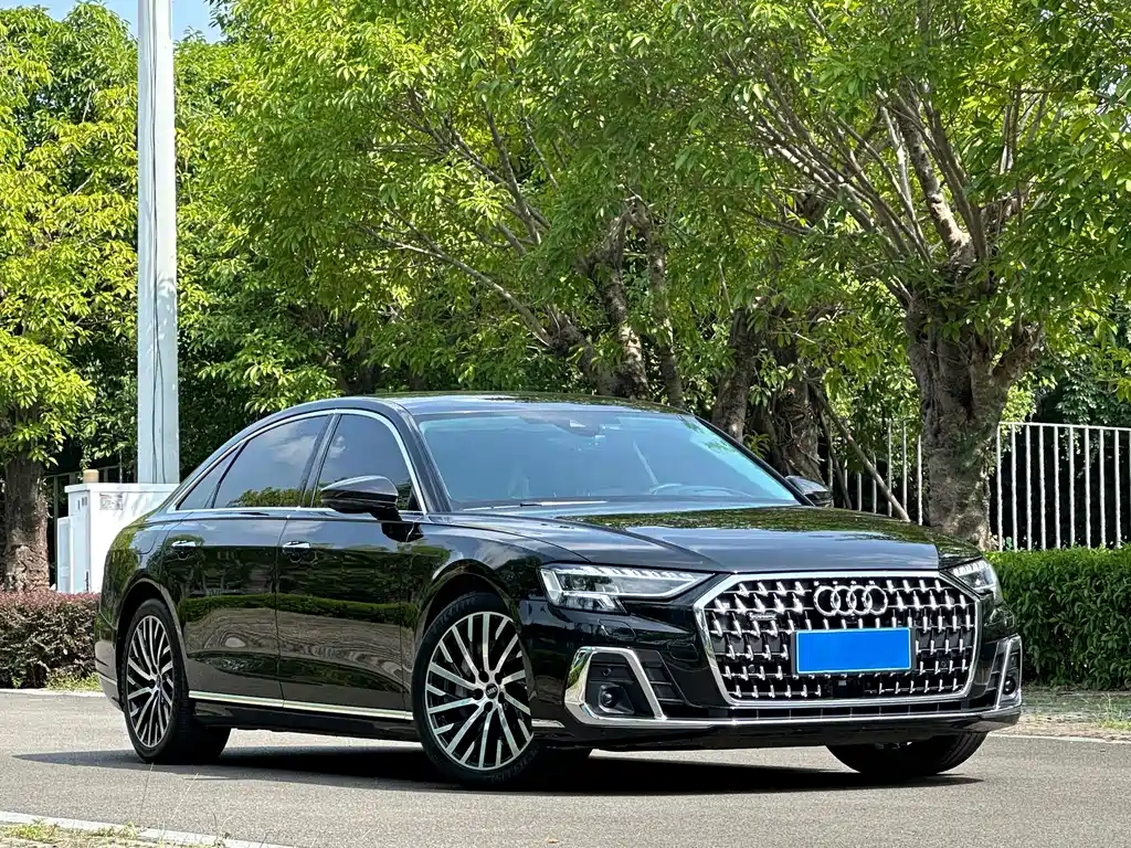 Audi A8 2023 A8L 55 TFSI quattro Flagship