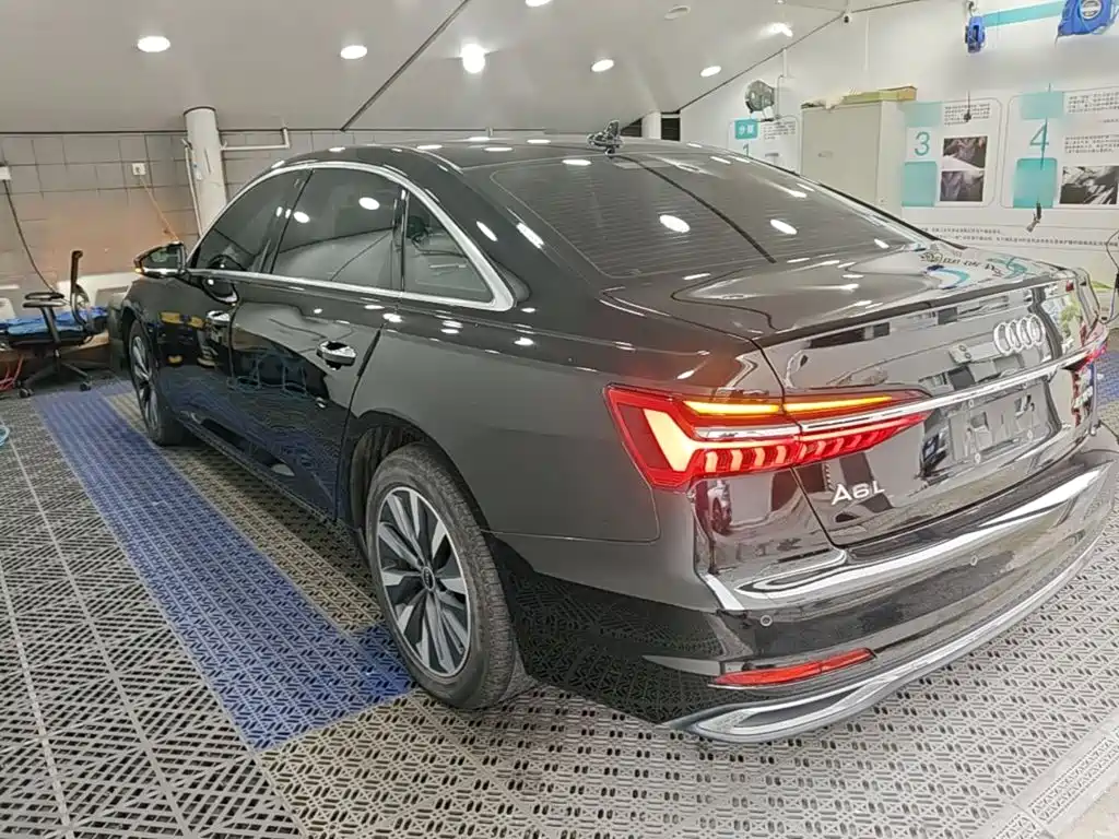 Audi A6L — миниатюра 5